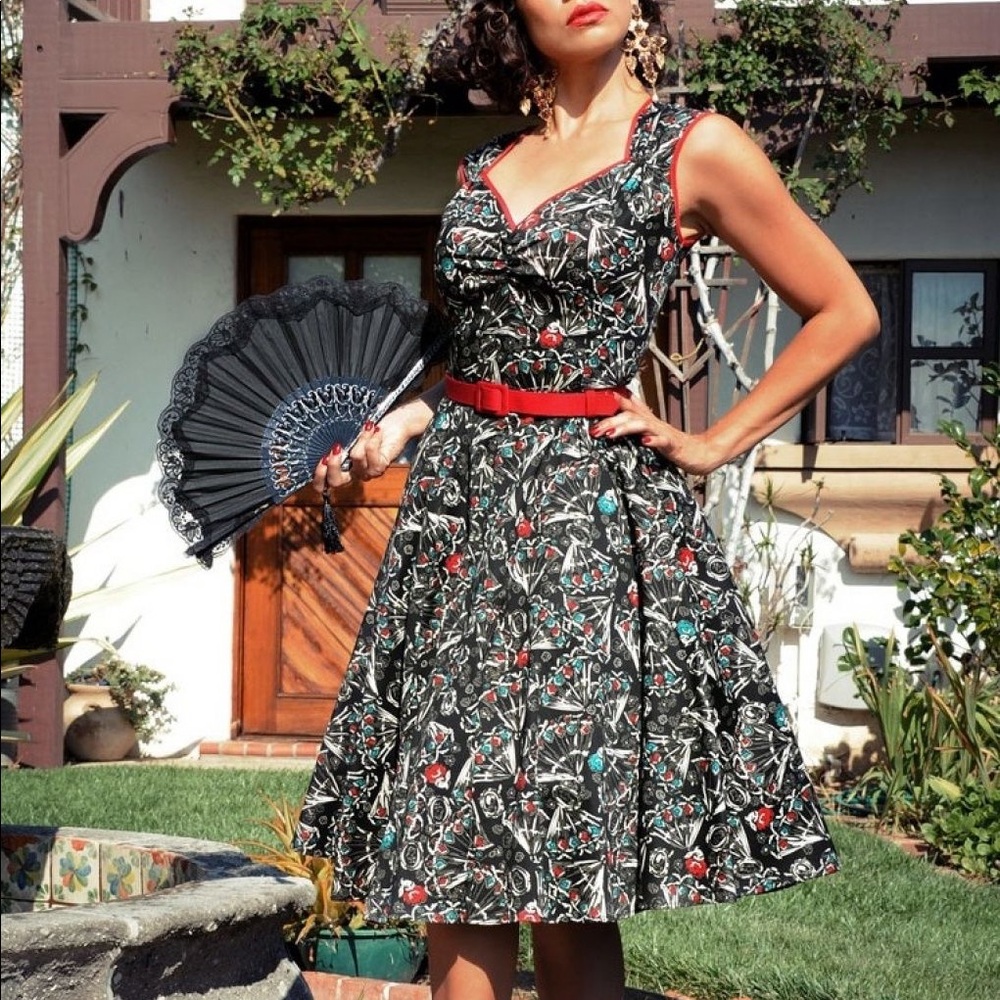 Pinup Girl Clothing Heidi Dress in Fan Print